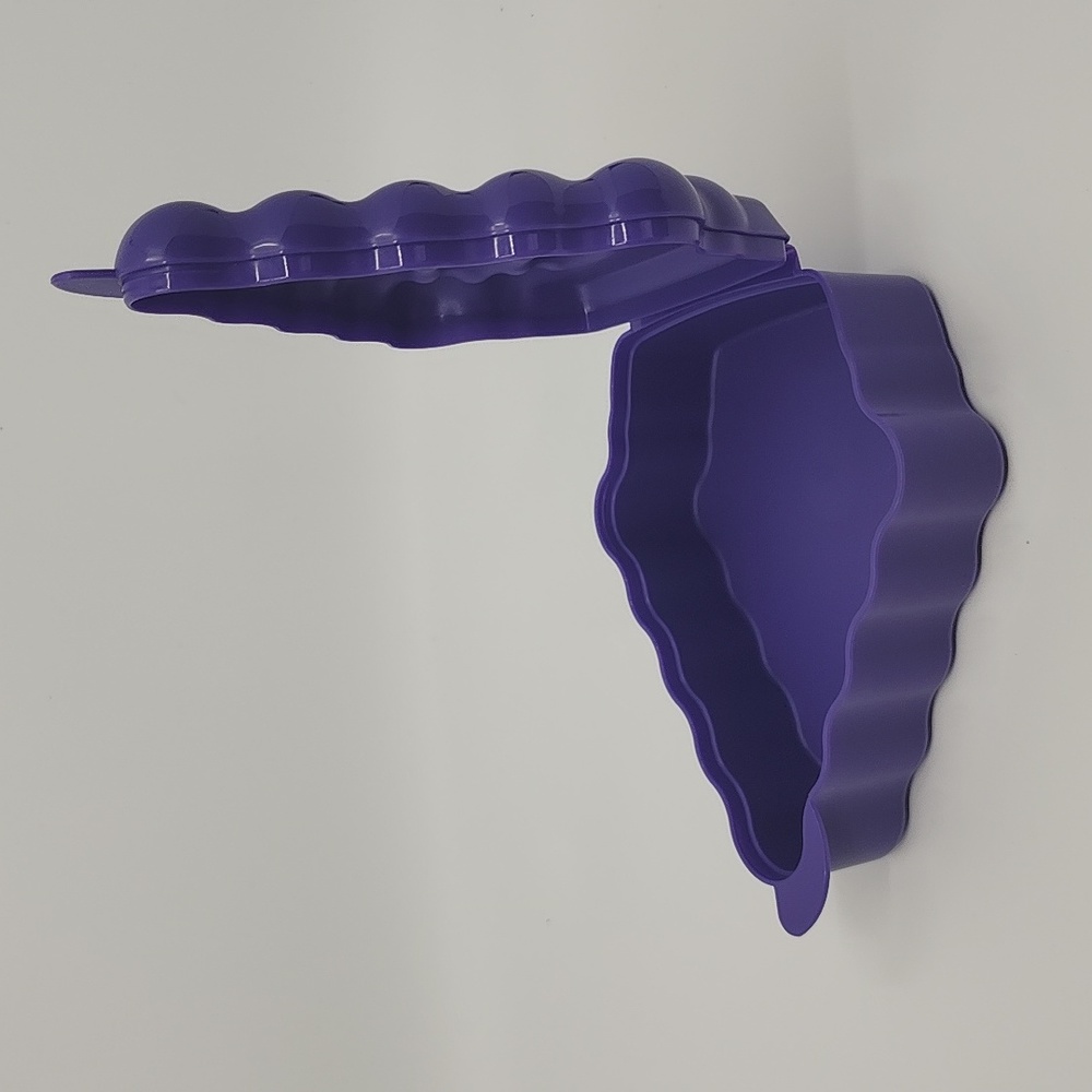 Tupperware Forget me Not Grape Keeper - Picture 4 of 8